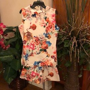 Girls Sleeveless Top and Short Size 7/8